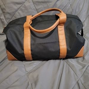 Weekender duffle bag